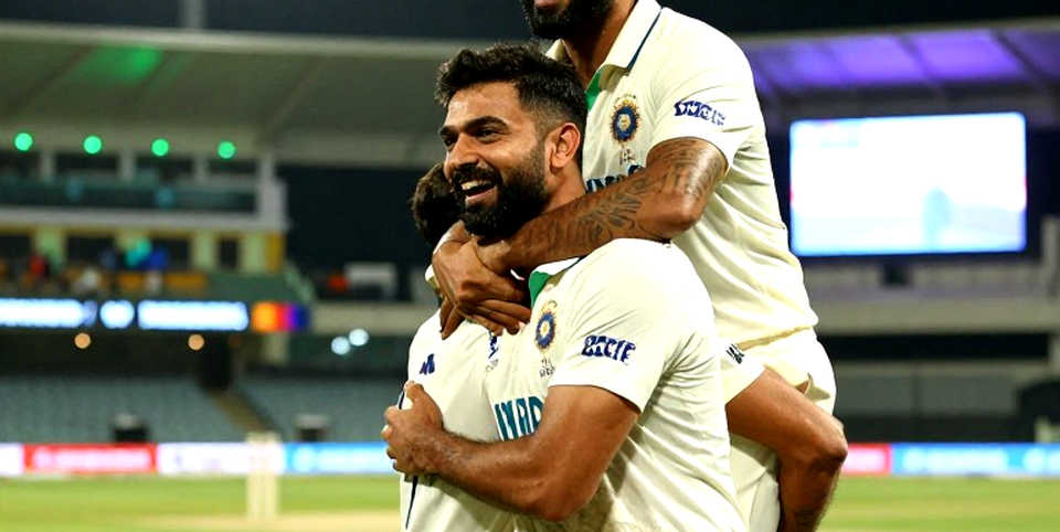 জয়াবর্ধনের প্রস্থান: মুম্বই ইন্ডিয়ান্সের ফাটল কোচিংয়ে নয়, ক্যালেন্ডারে